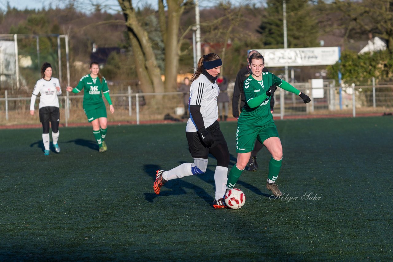 Bild 197 - Frauen SG Holstein Sued - SV Gruenweiss-Siebenbaeumen : Ergebnis: 0:2